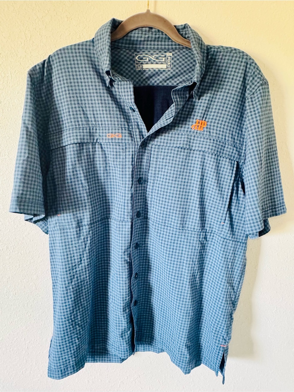 Game Guard Blue Gingham Short-Sleeve Button-Down Shirt with Orange Logo Size Lg